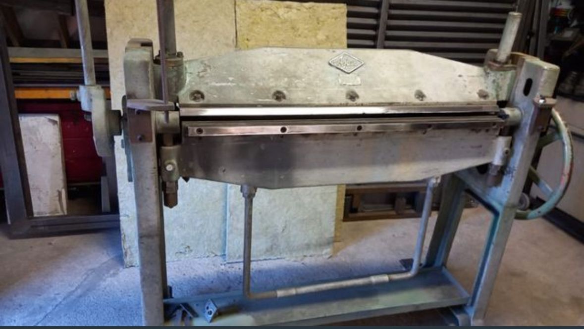 Plegadora Manual de Chapa Ajial 1000 | Fundición Profesional | Ocasión Jubilación