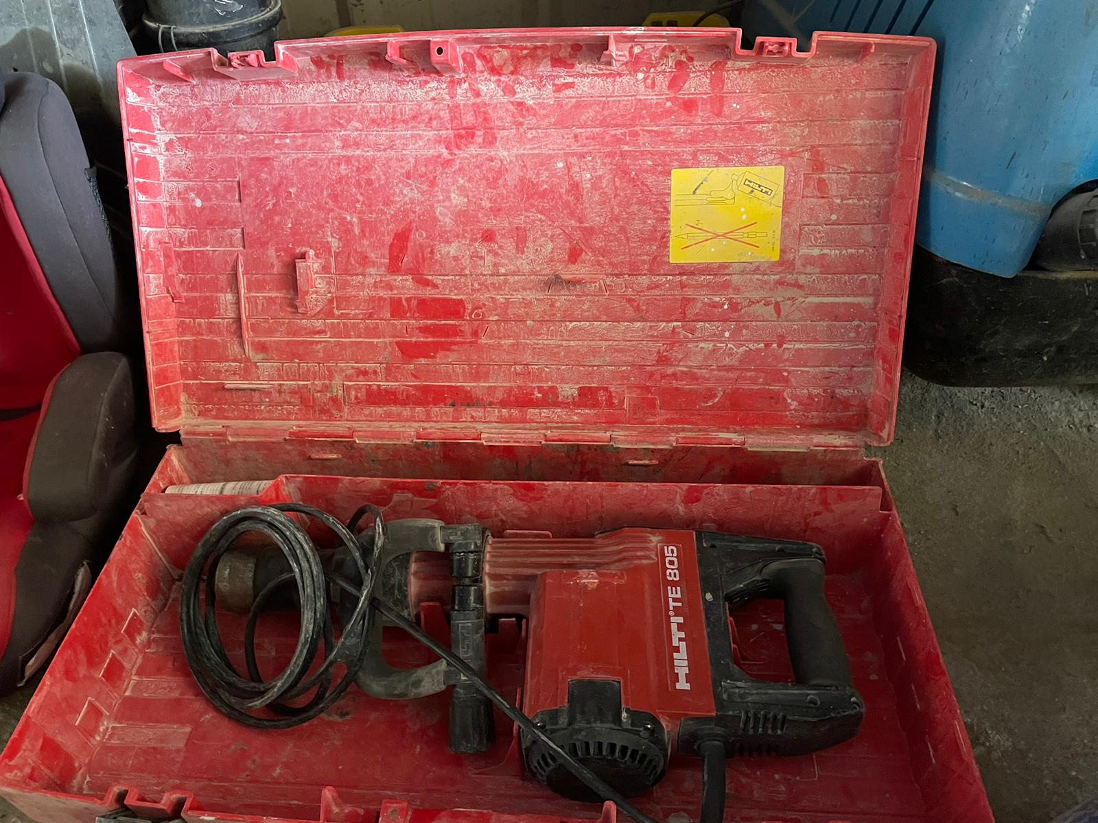 Martillo demoledor Hilti TE 805 con maletín