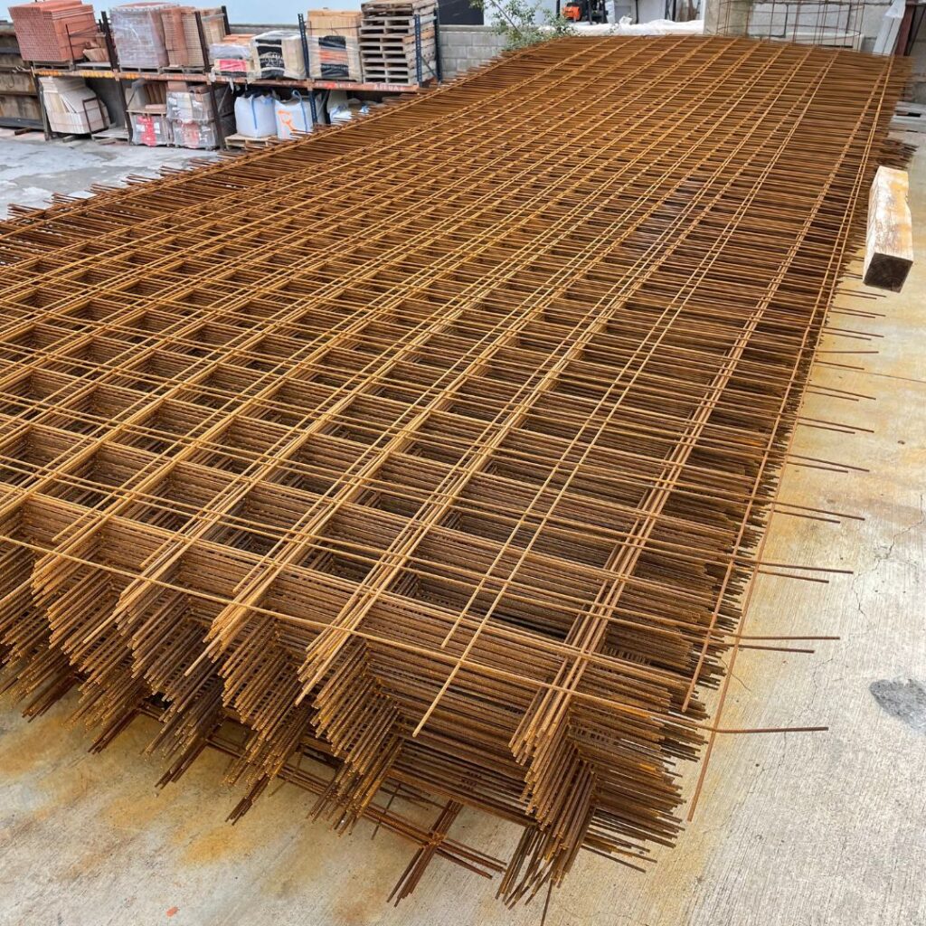 Lote de mallazo / malla electrosoldada para construcción