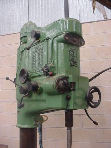 Taladro columna IRUA 60