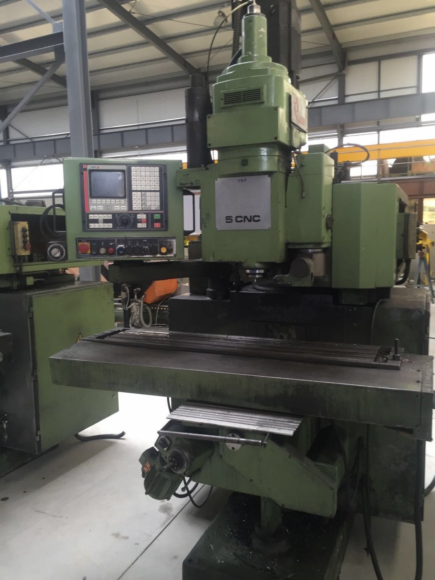 FRESADORA TORRETA LAGUN 5CNC