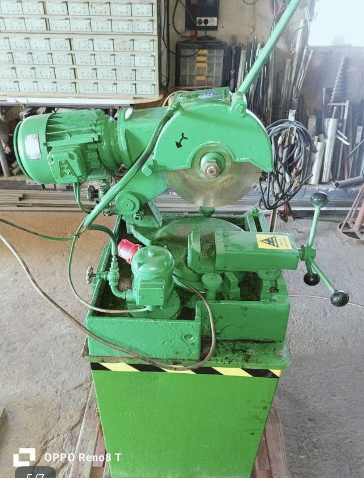 Sierra Tronzadora Industrial para Metal con Sistema de Taladrina
