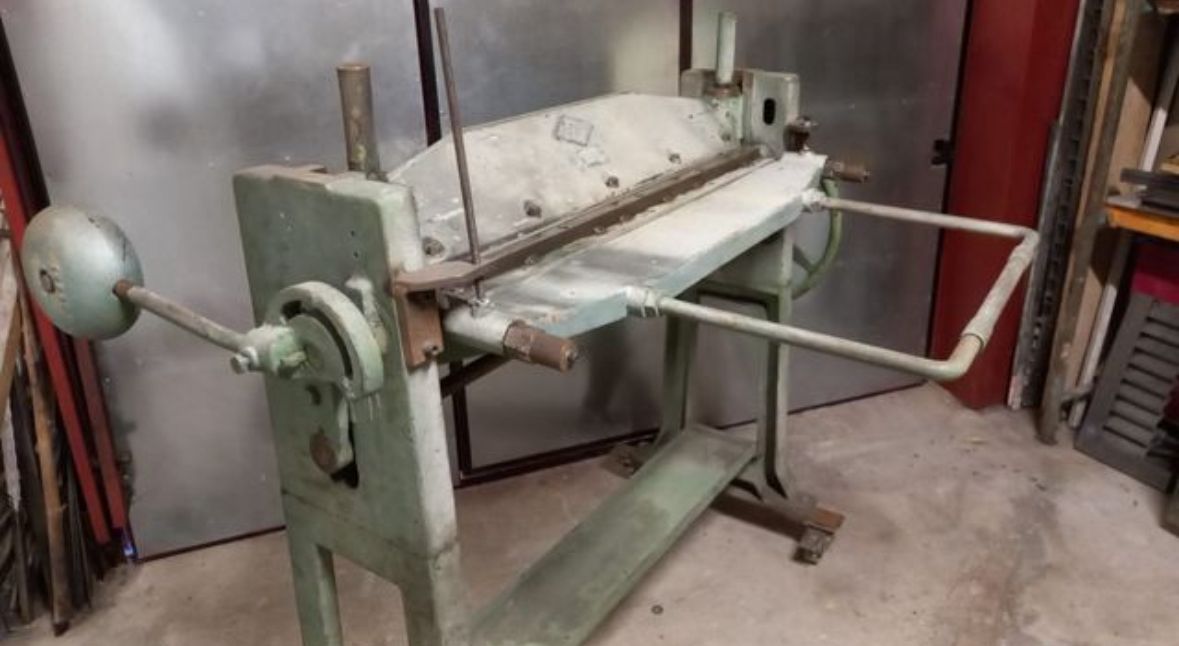 Plegadora Manual de Chapa Ajial 1000 | Fundición Profesional | Ocasión Jubilación