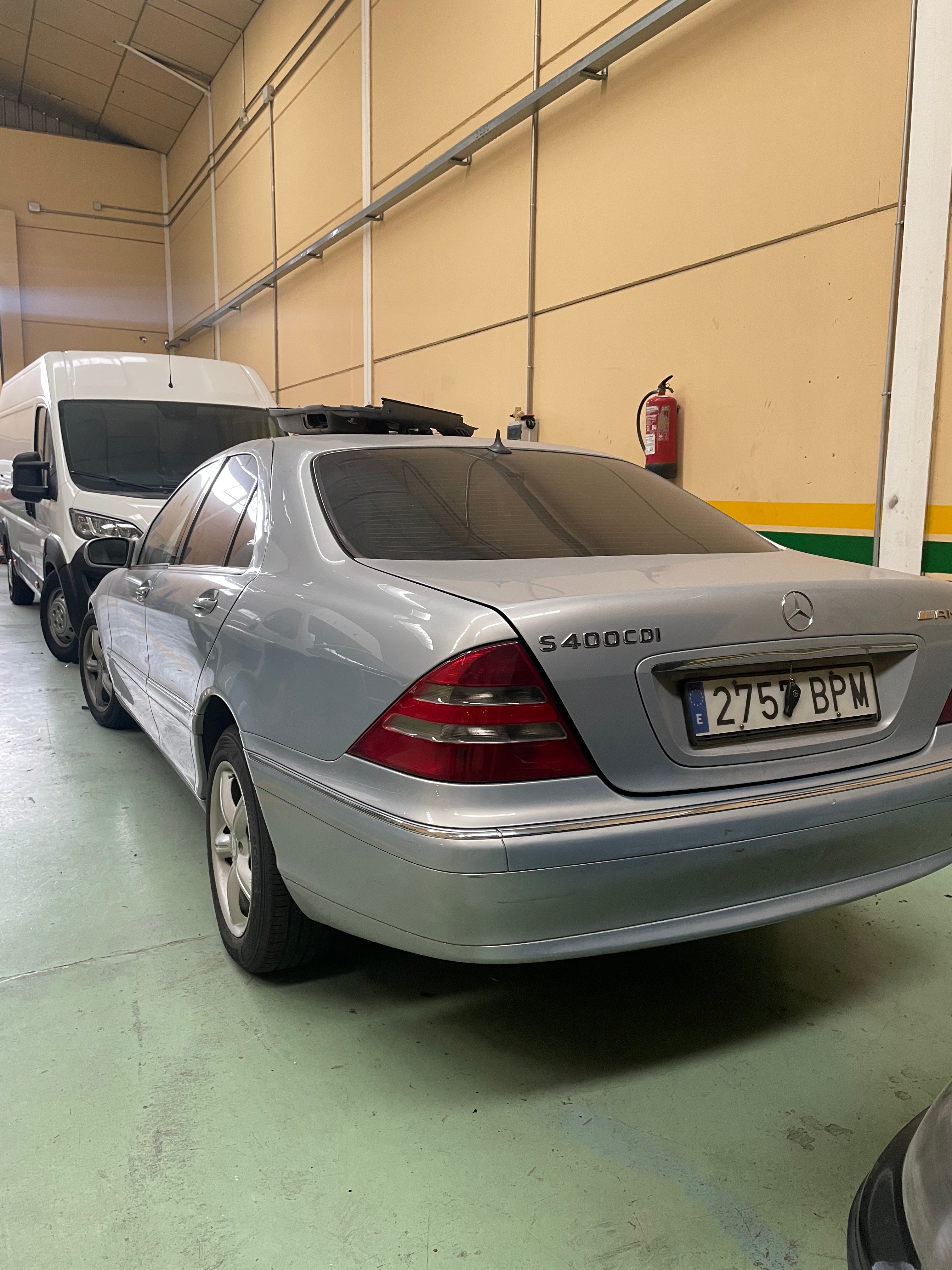 Mercedes-Benz Clase S S400 CDI sedán de lujo interior cuero techo solar