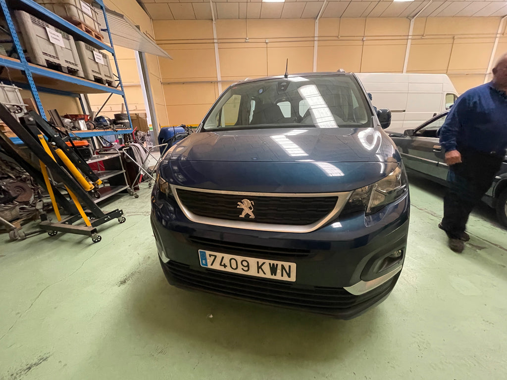 Peugeot Rifter furgoneta mixta 86.340 km estado impecable