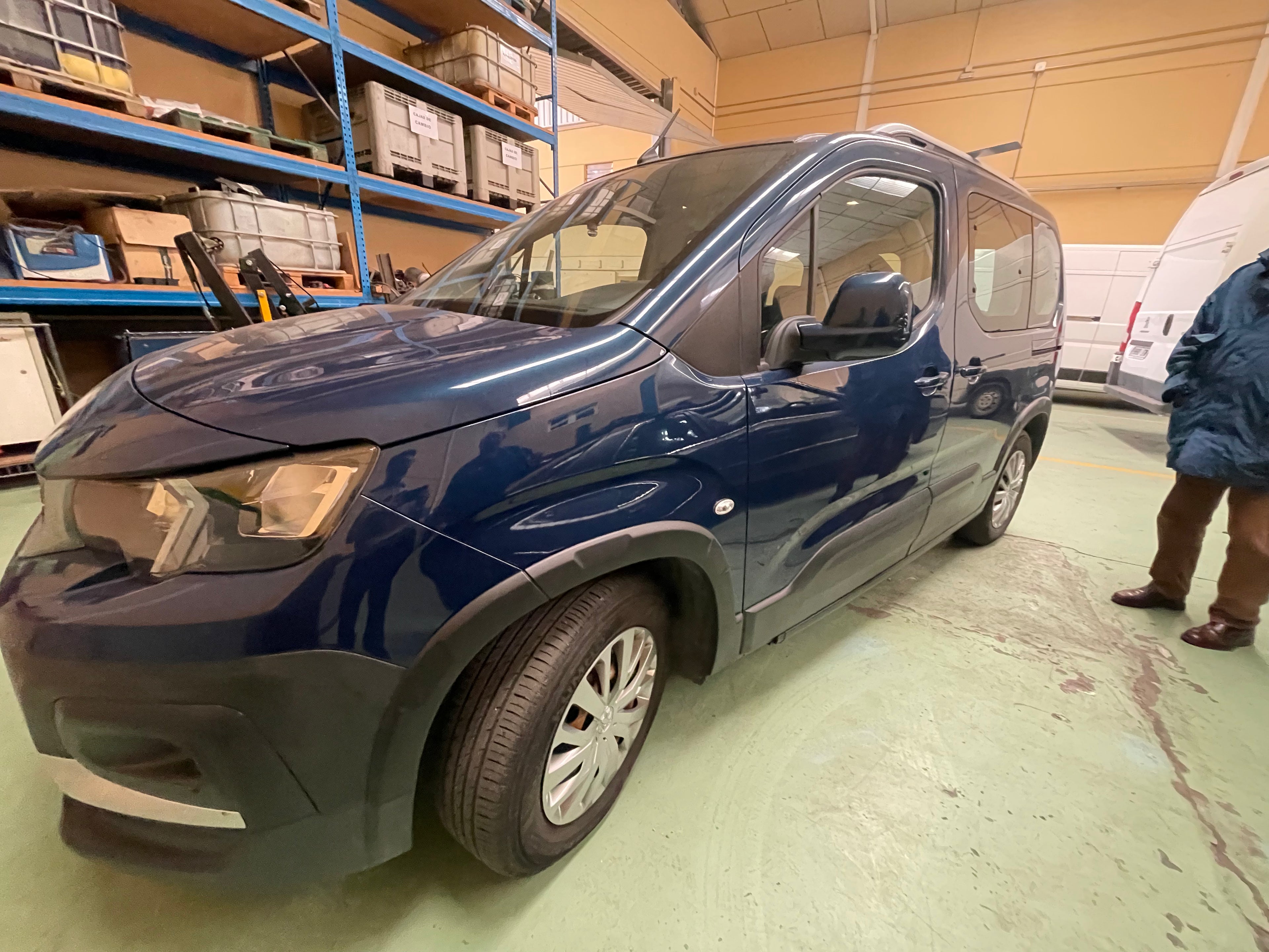 Peugeot Rifter furgoneta mixta 86.340 km estado impecable