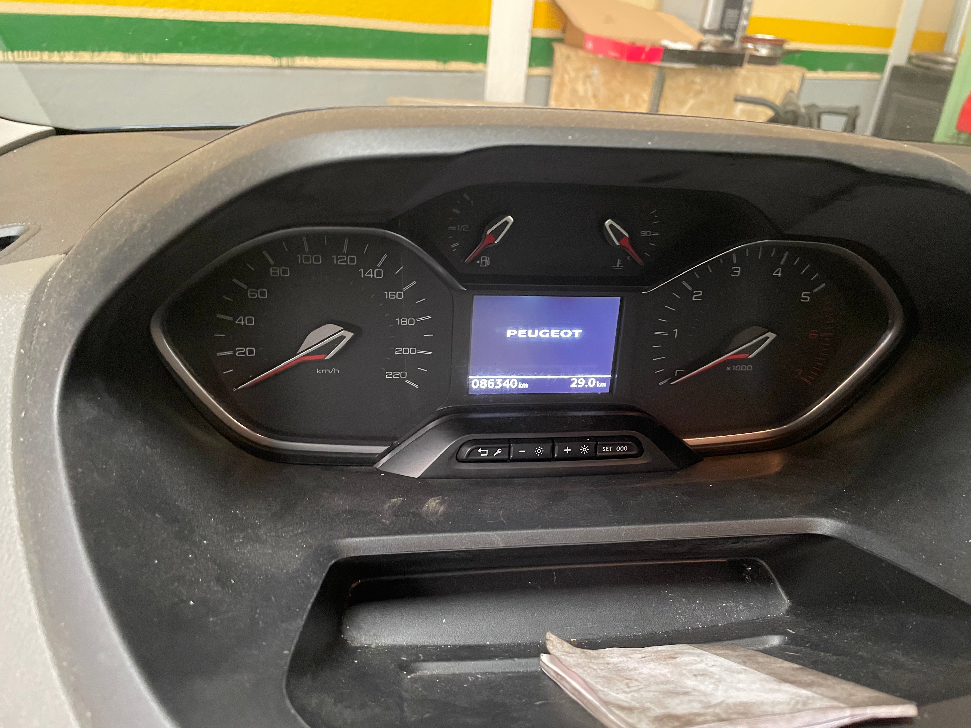 Peugeot Rifter furgoneta mixta 86.340 km estado impecable