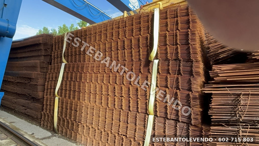 Lote de mallazo / malla electrosoldada para construcción