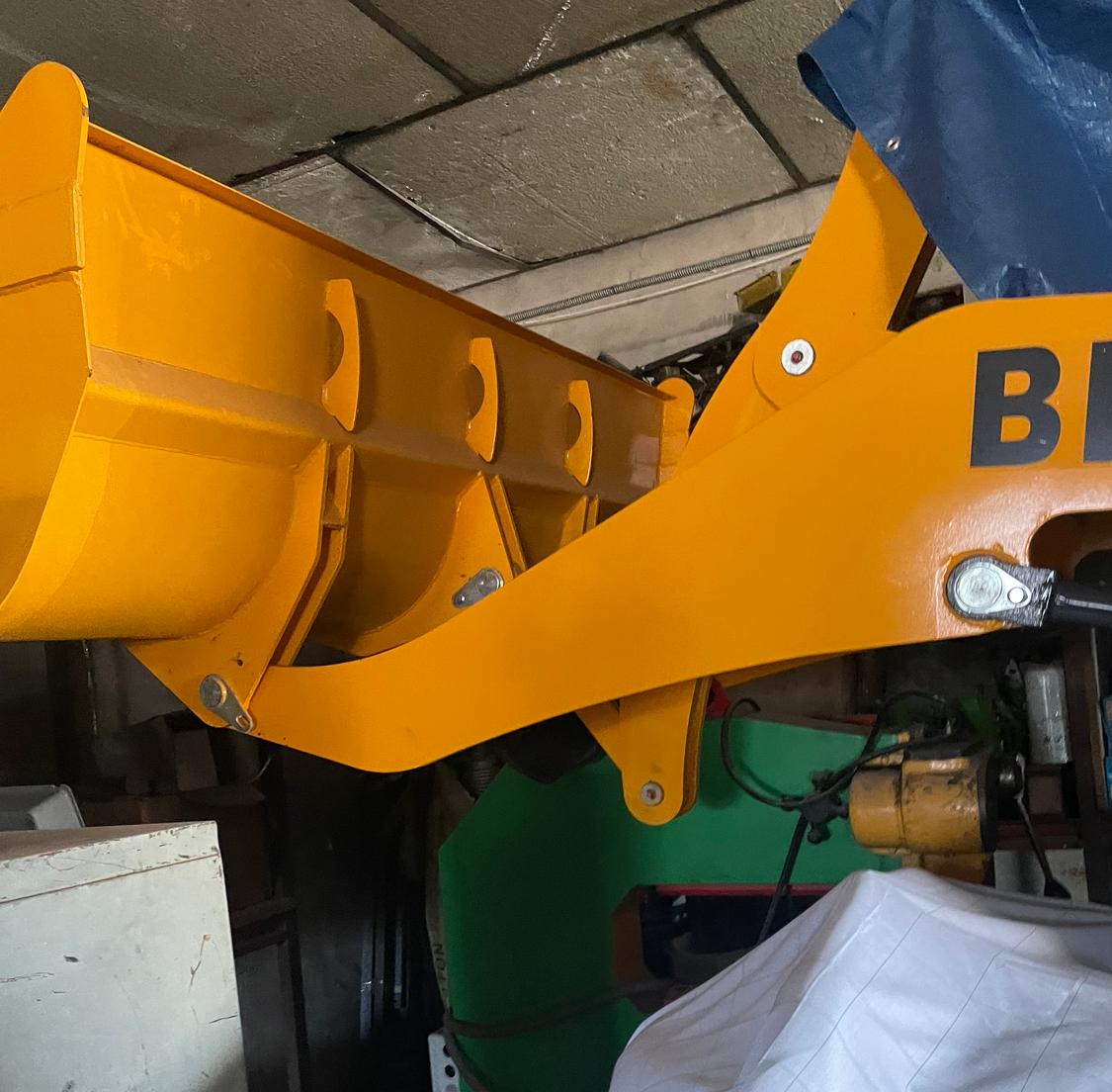 Mini cargadora articulada Blanche