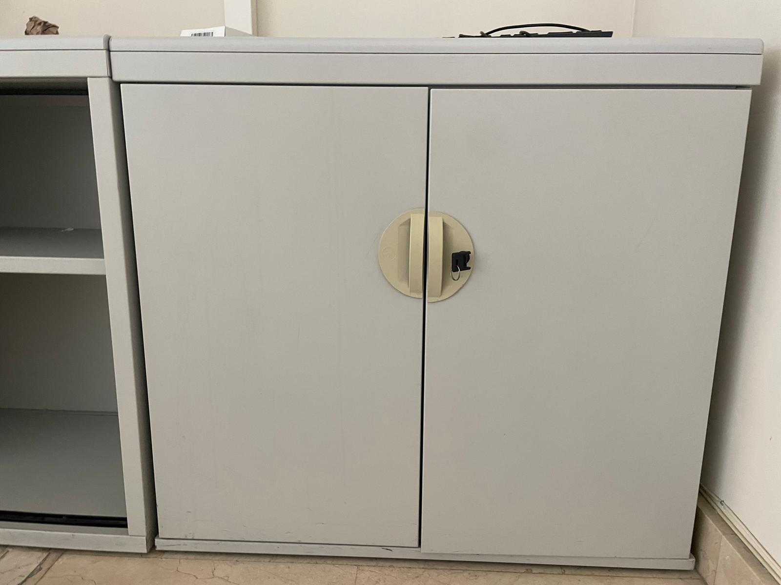 Armario Bajo de Oficina 2 Puertas Gris 87x43cm