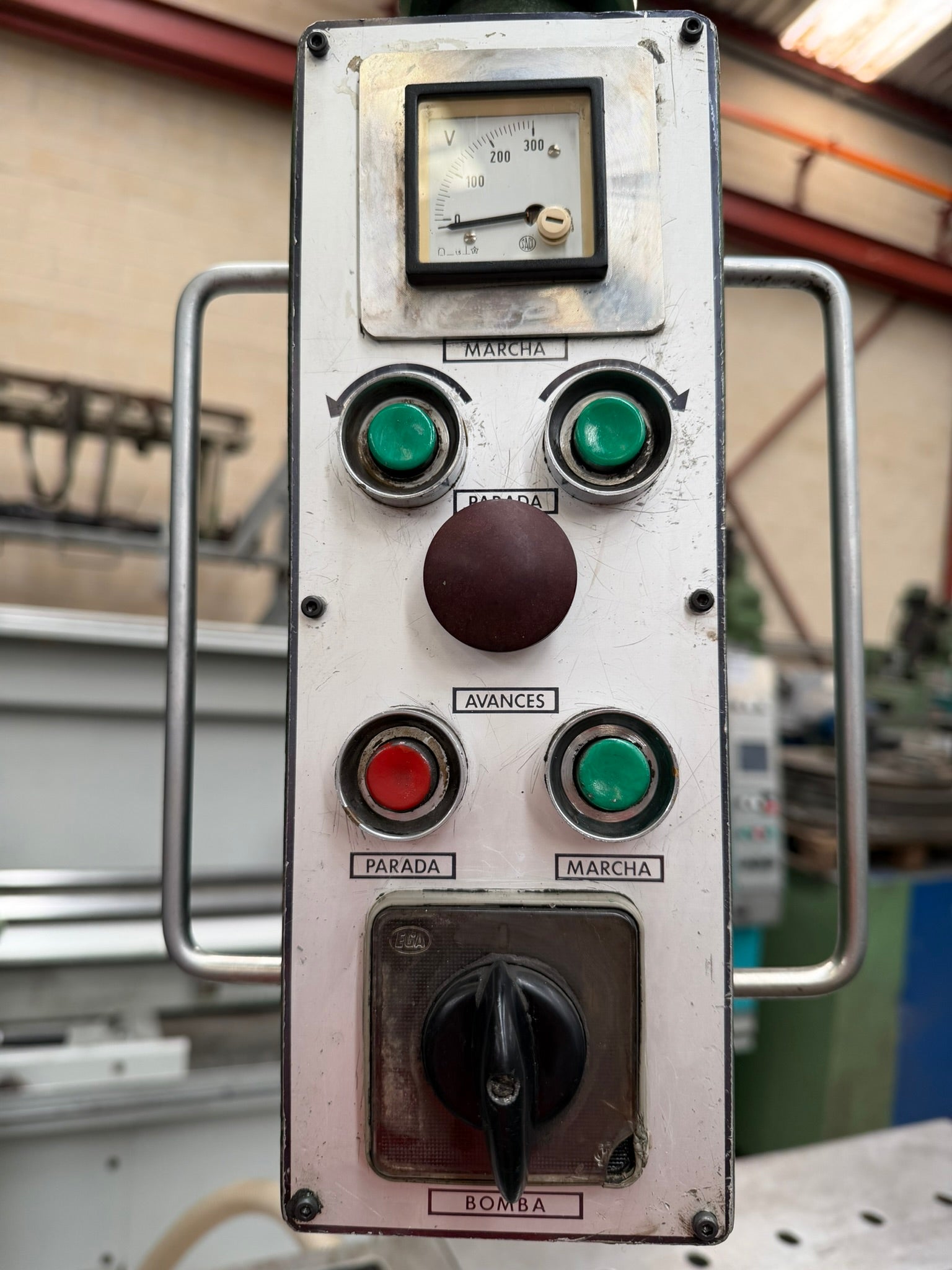 Fresadora universal LAGUN FU4-L