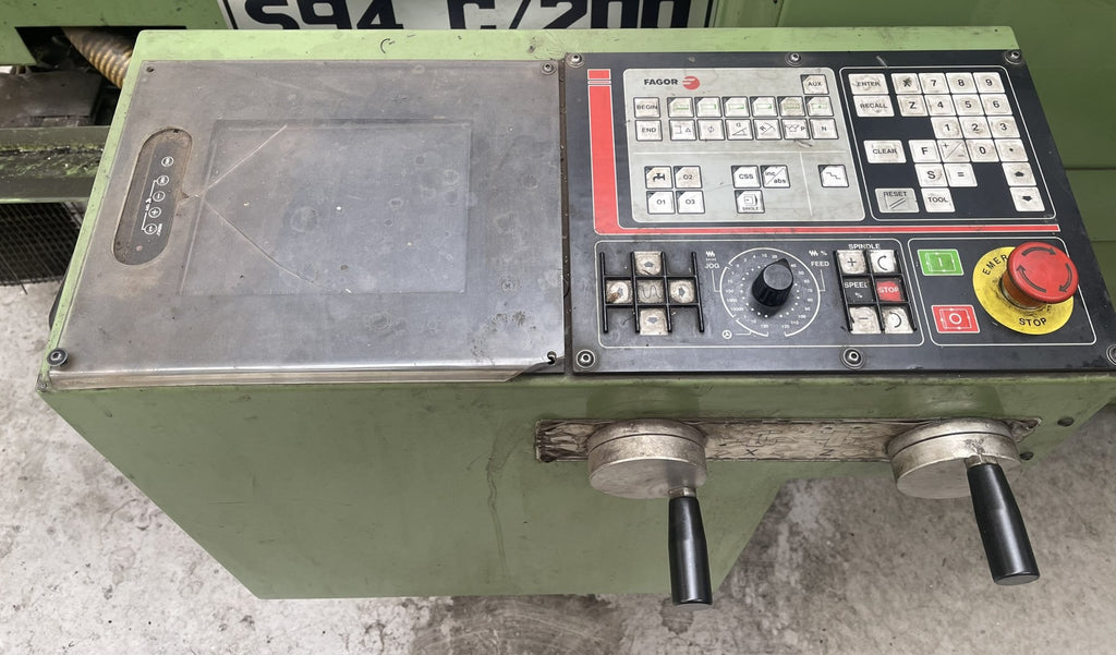Torno CNC PINACHO S-94 C/200