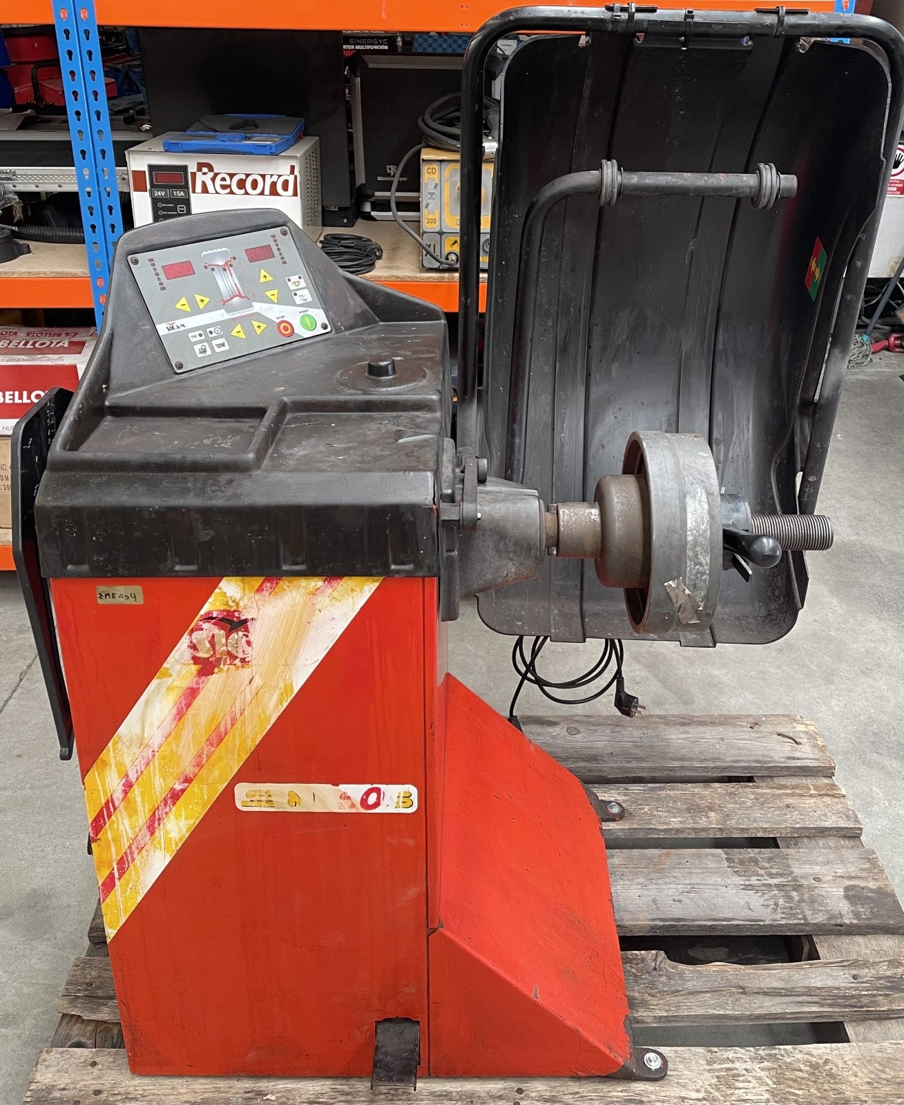 Equilibradora de ruedas SICAM SBM 50-S