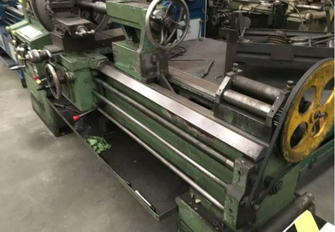 Torno VICTORIA M-600