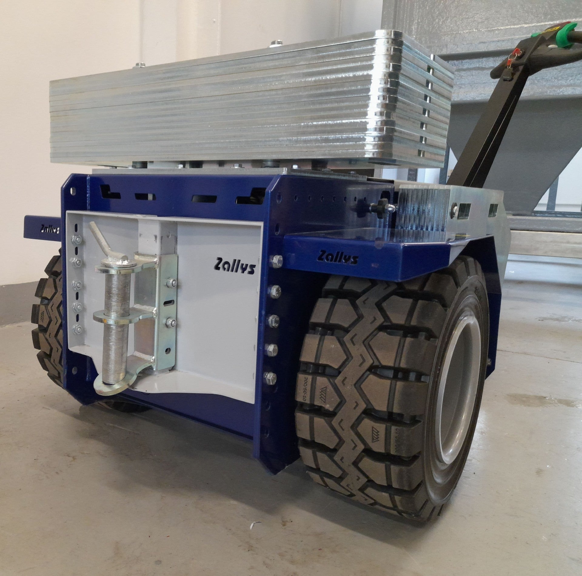 Tractor arrastrador eléctrico ZALLYS M10